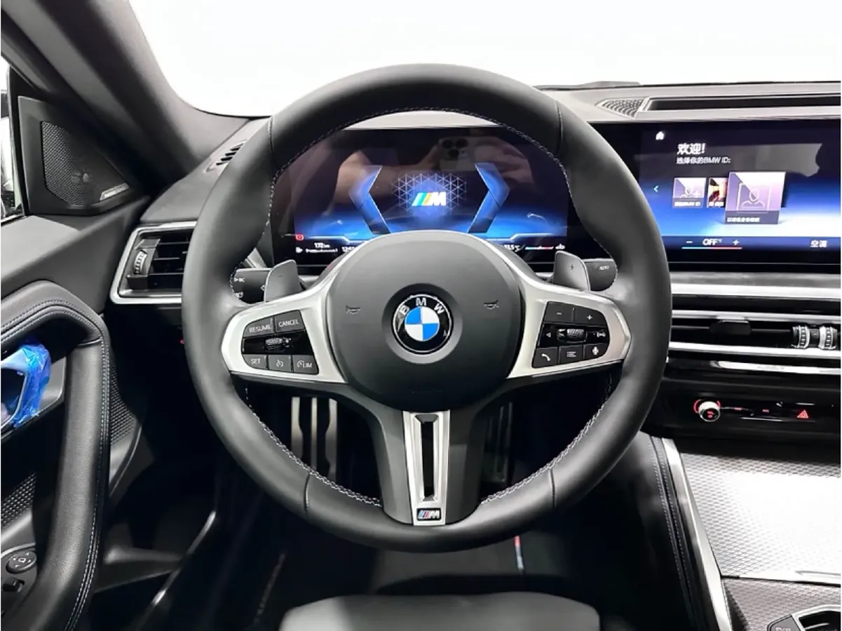 2023 BMW 3.0T 333HP L6 8AT,autocango,china used car exporter,china ev exporter,chinese used car exporter,chinese used ev exporter