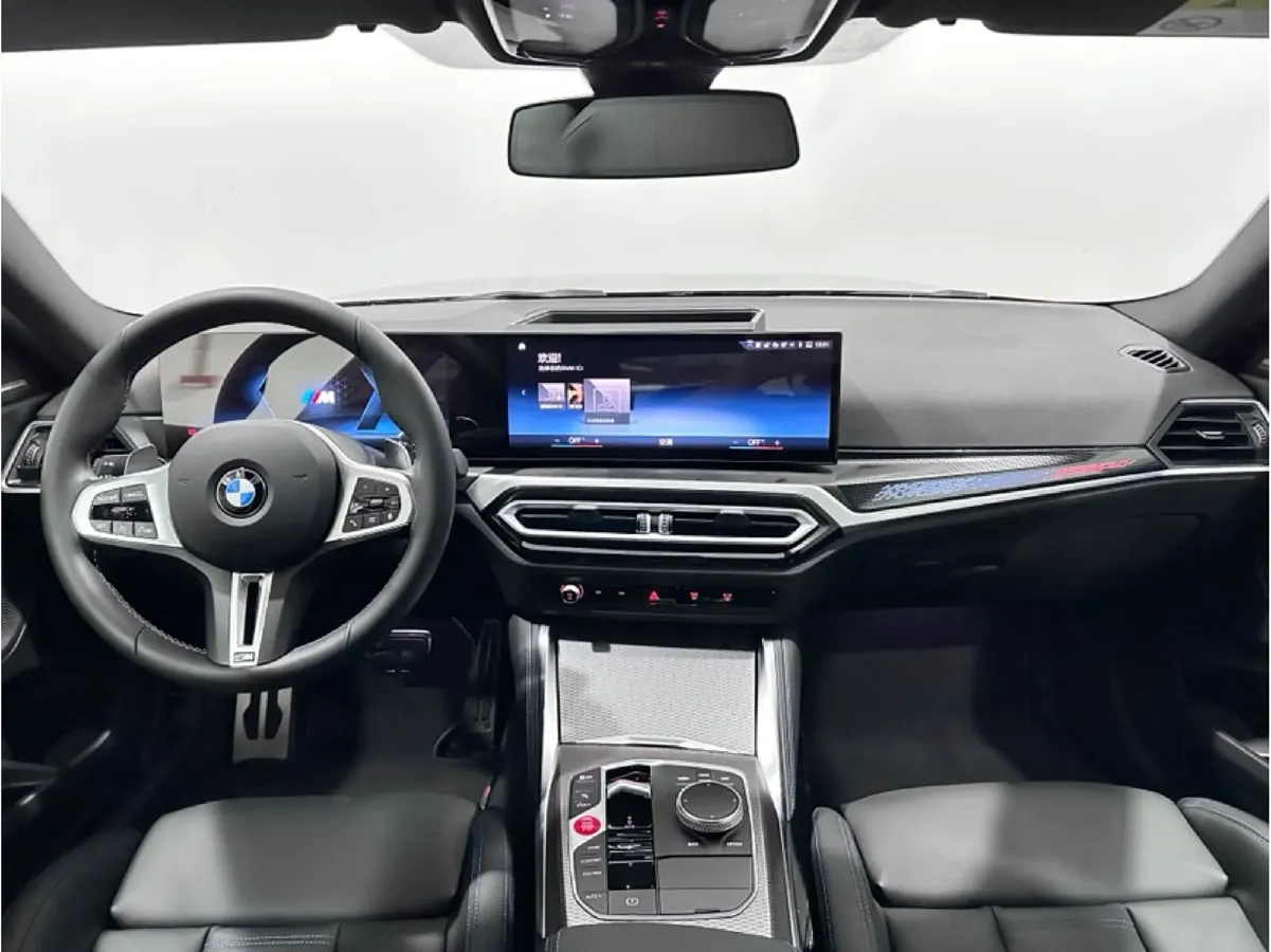2023 BMW 3.0T 333HP L6 8AT,autocango,china used car exporter,china ev exporter,chinese used car exporter,chinese used ev exporter