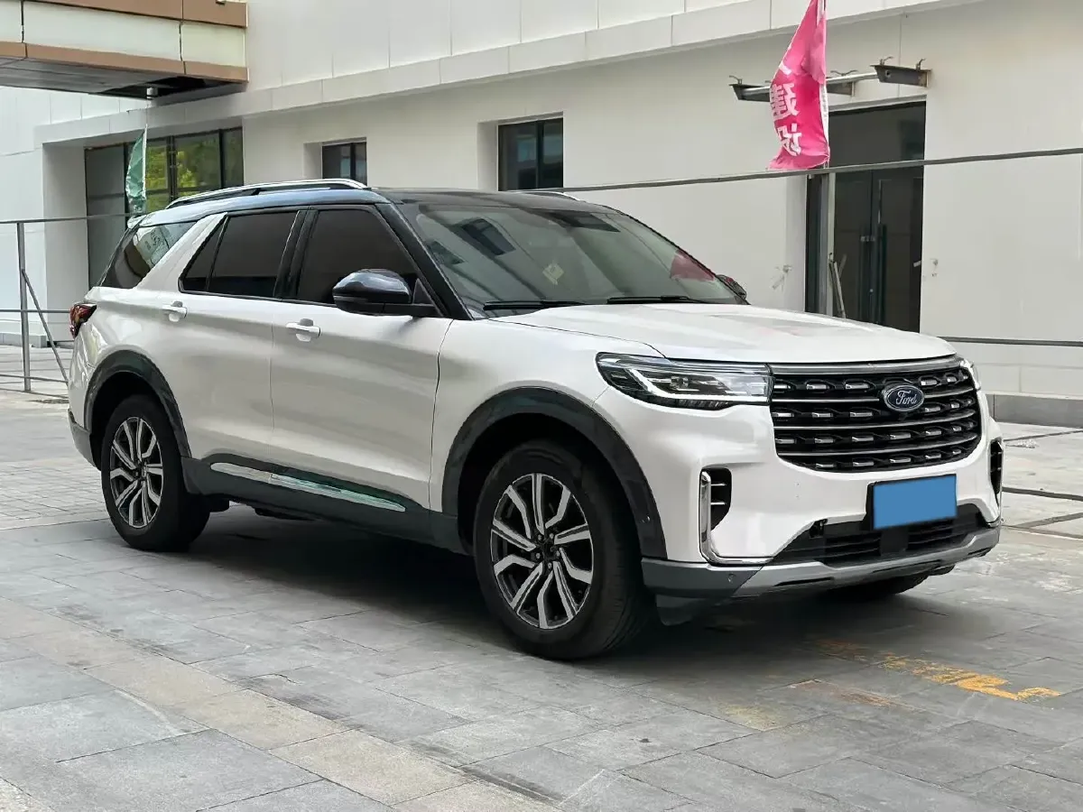 2023 Ford Explorer 2.3T 276HP L4 10AT,autocango,china used car exporter,china ev exporter,chinese used car exporter,chinese used ev exporter