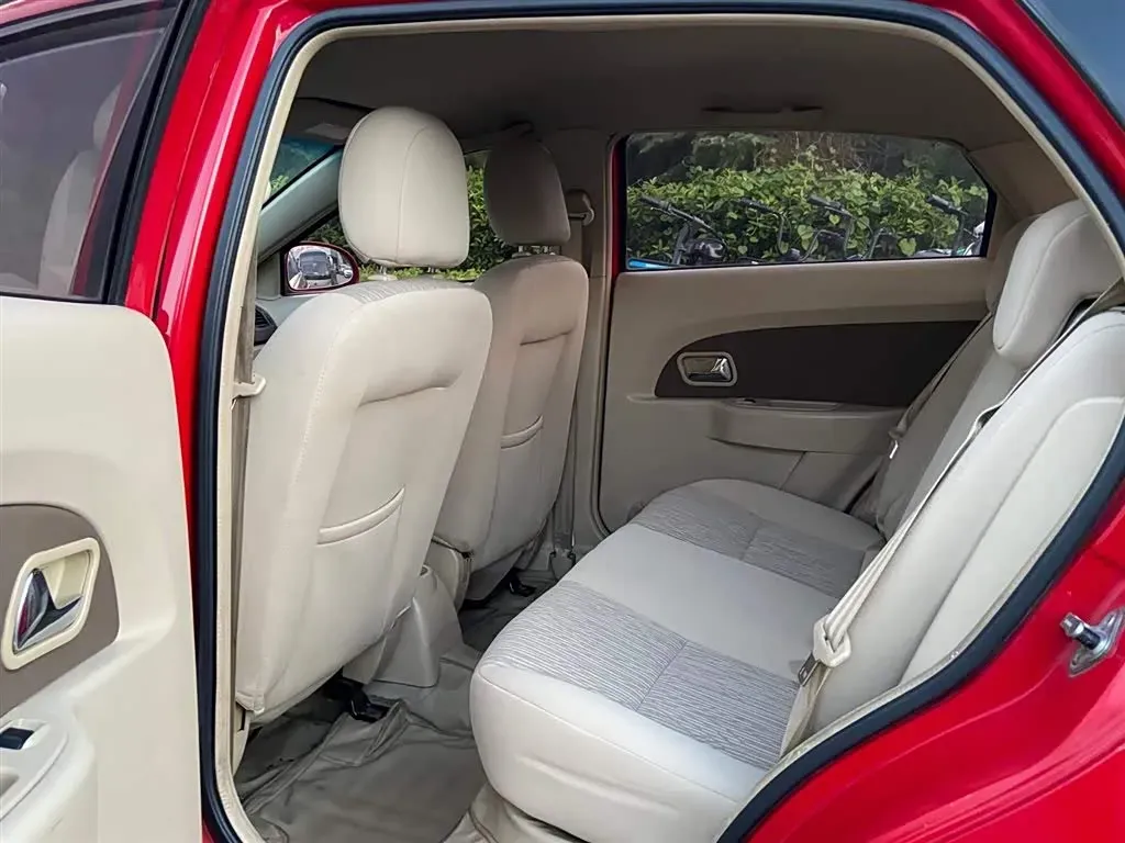 2010 Chery Fulwin 2 1.5L 109HP L4 5MT,autocango,china used car exporter,china ev exporter,chinese used car exporter,chinese used ev exporter