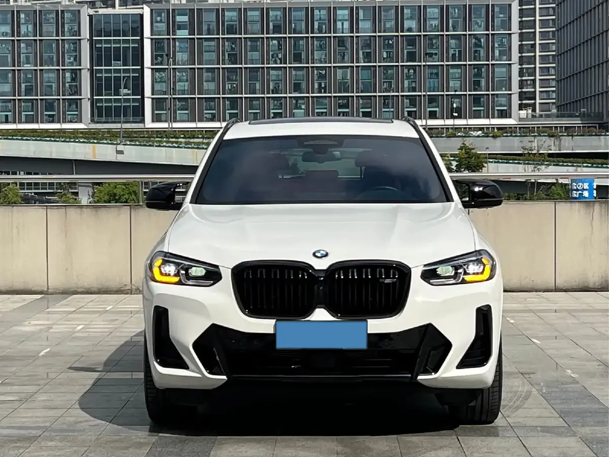 2022 BMW 3.0T 333HP L6 8AT