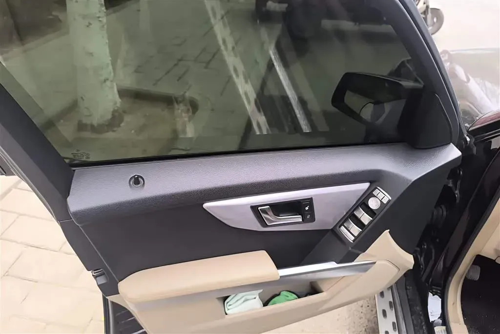 2011 Mercedes-Benz GLK Class 3.0L 231HP V6 7AT,autocango,china used car exporter,china ev exporter,chinese used car exporter,chinese used ev exporter