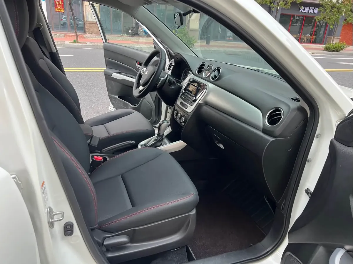 2016 Suzuki Vitara 1.4T 140HP L4 6AT,autocango,china used car exporter,china ev exporter,chinese used car exporter,chinese used ev exporter