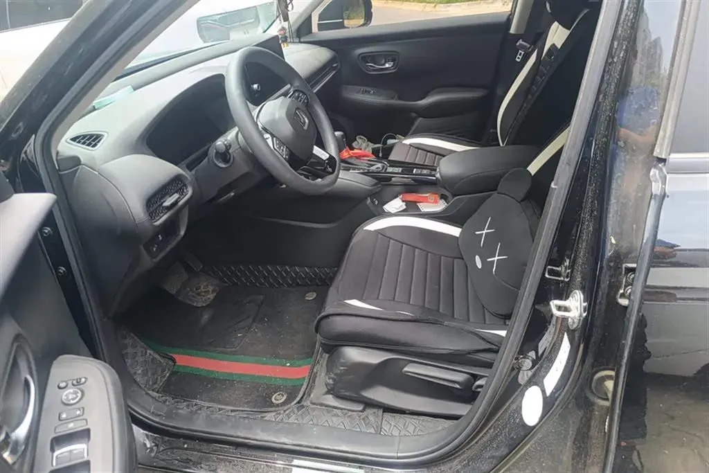 2023 Honda HR-V 1.5T 182HP L4 CVT,autocango,china used car exporter,china ev exporter,chinese used car exporter,chinese used ev exporter