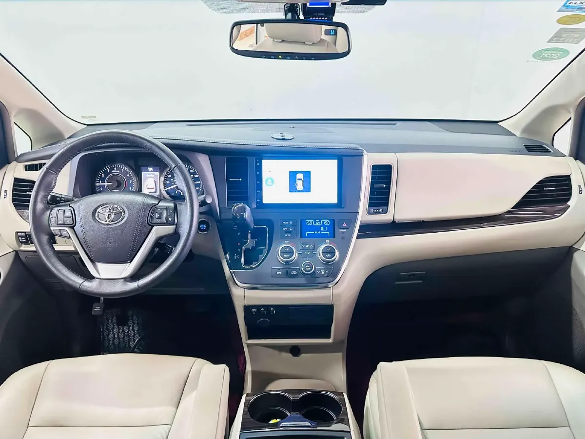 2015 Toyota Sienna 3.5L 269HP V6 6AT,autocango,china used car exporter,china ev exporter,chinese used car exporter,chinese used ev exporter