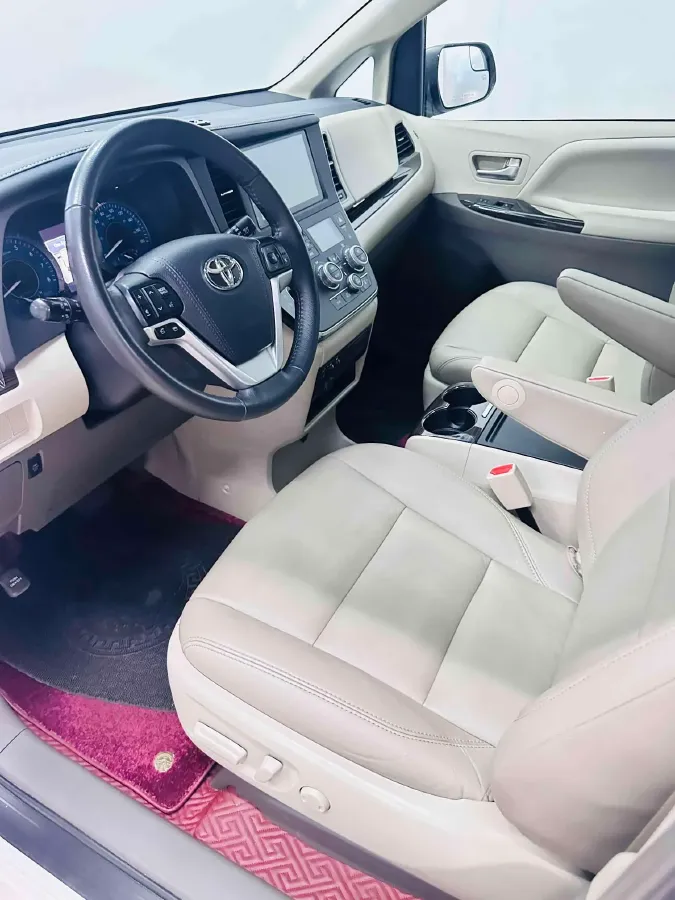 2015 Toyota Sienna 3.5L 269HP V6 6AT,autocango,china used car exporter,china ev exporter,chinese used car exporter,chinese used ev exporter