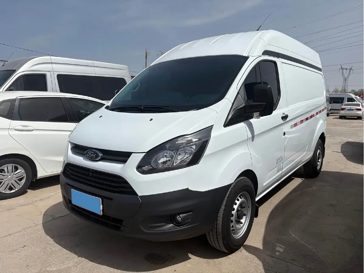 2019 Ford Transit 2.0T 121HP L4 5MT