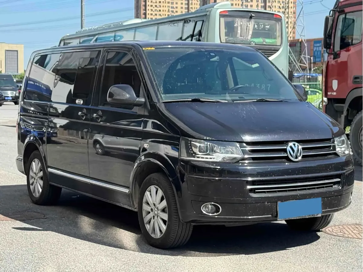 2012 Volkswagen Multivan 2.0T 204HP L4 7DCT,autocango,china used car exporter,china ev exporter,chinese used car exporter,chinese used ev exporter