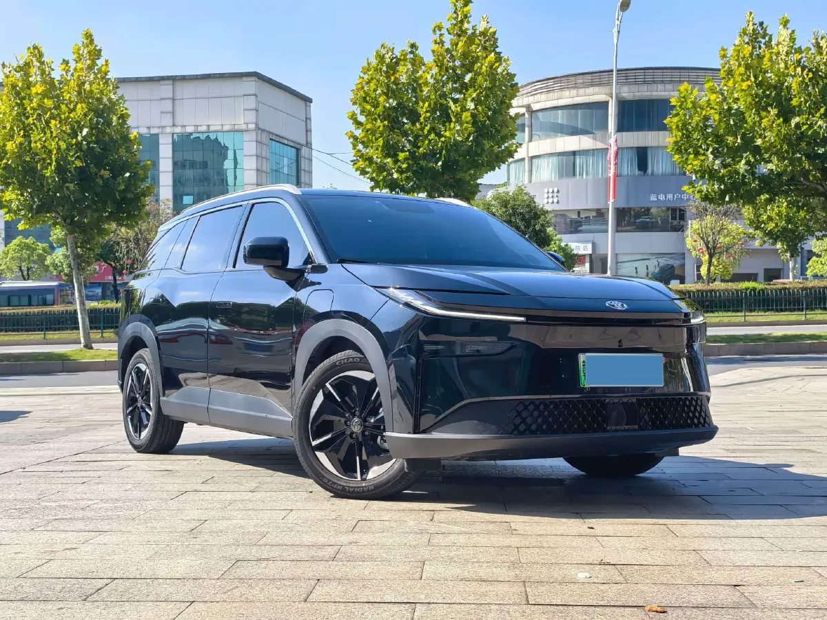2025 Toyota BZ3X BEV 50.03KWH,autocango,china used car exporter,china ev exporter,chinese used car exporter,chinese used ev exporter