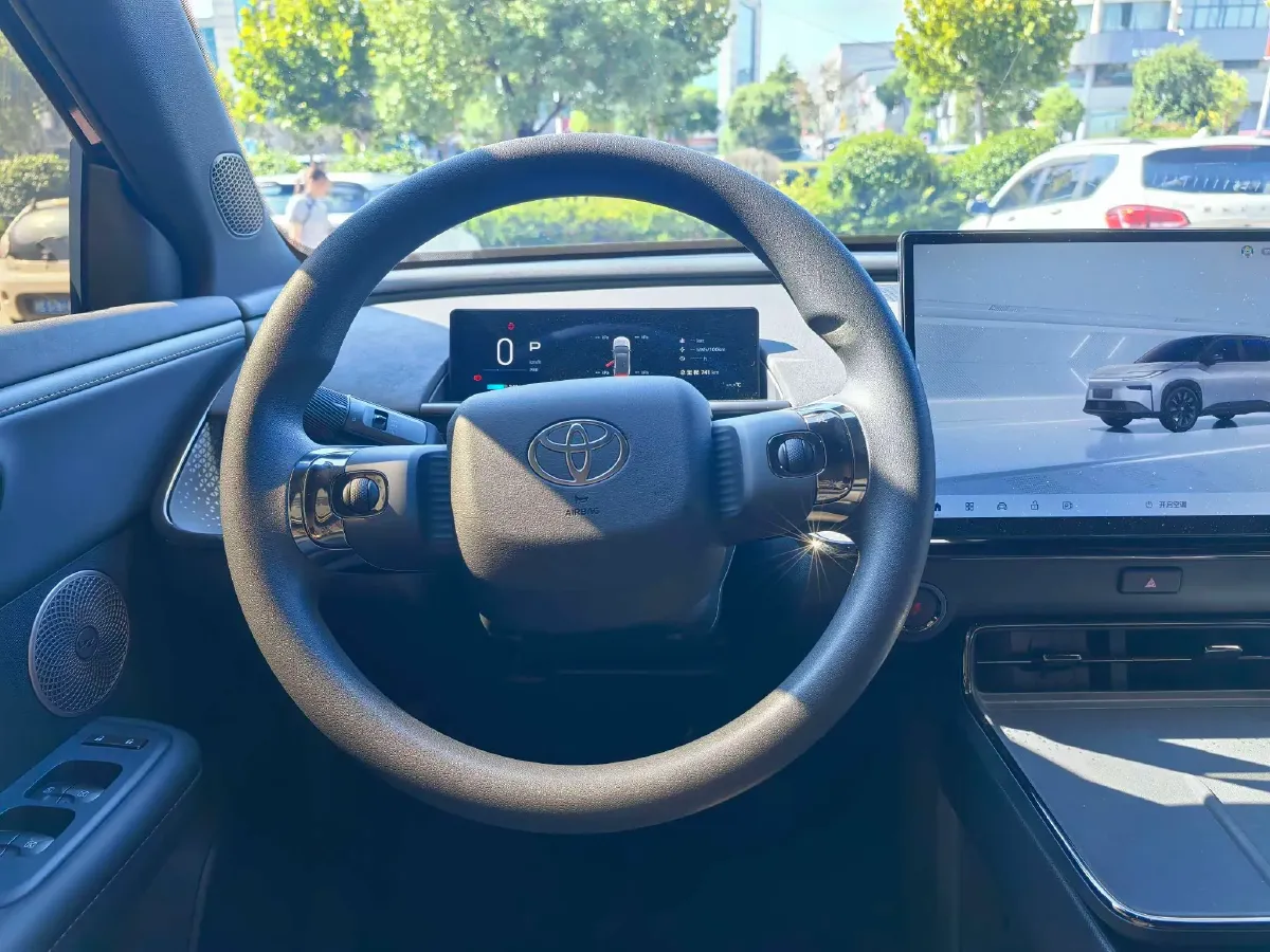 2025 Toyota BZ3X BEV 50.03KWH,autocango,china used car exporter,china ev exporter,chinese used car exporter,chinese used ev exporter