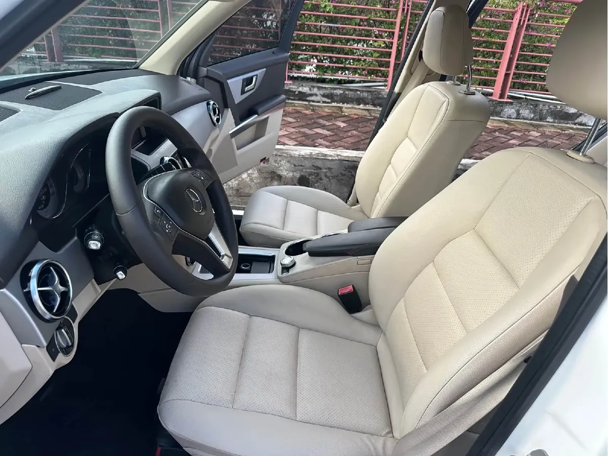 2013 Mercedes-Benz GLK Class 3.0L 245HP V6 7AT,autocango,china used car exporter,china ev exporter,chinese used car exporter,chinese used ev exporter