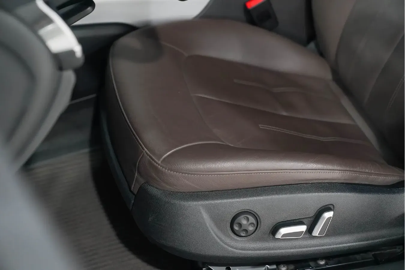 2018 Audi A6 3.0T 333HP V6 7DCT,autocango,china used car exporter,china ev exporter,chinese used car exporter,chinese used ev exporter