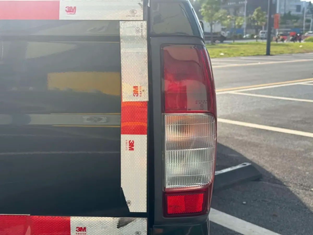 2011 Nissan D22 2.4L 150HP L4 5MT,autocango,china used car exporter,china ev exporter,chinese used car exporter,chinese used ev exporter