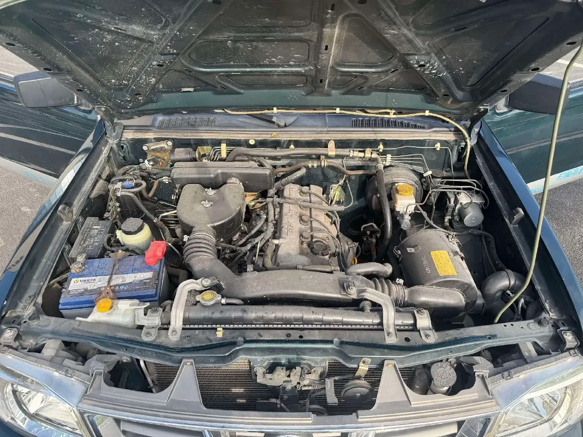 2011 Nissan D22 2.4L 150HP L4 5MT,autocango,china used car exporter,china ev exporter,chinese used car exporter,chinese used ev exporter