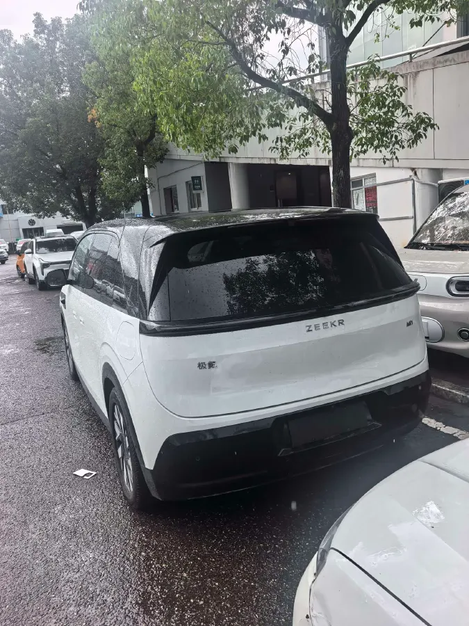 2025 Zeekr MIX BEV 102KWH,autocango,china used car exporter,china ev exporter,chinese used car exporter,chinese used ev exporter