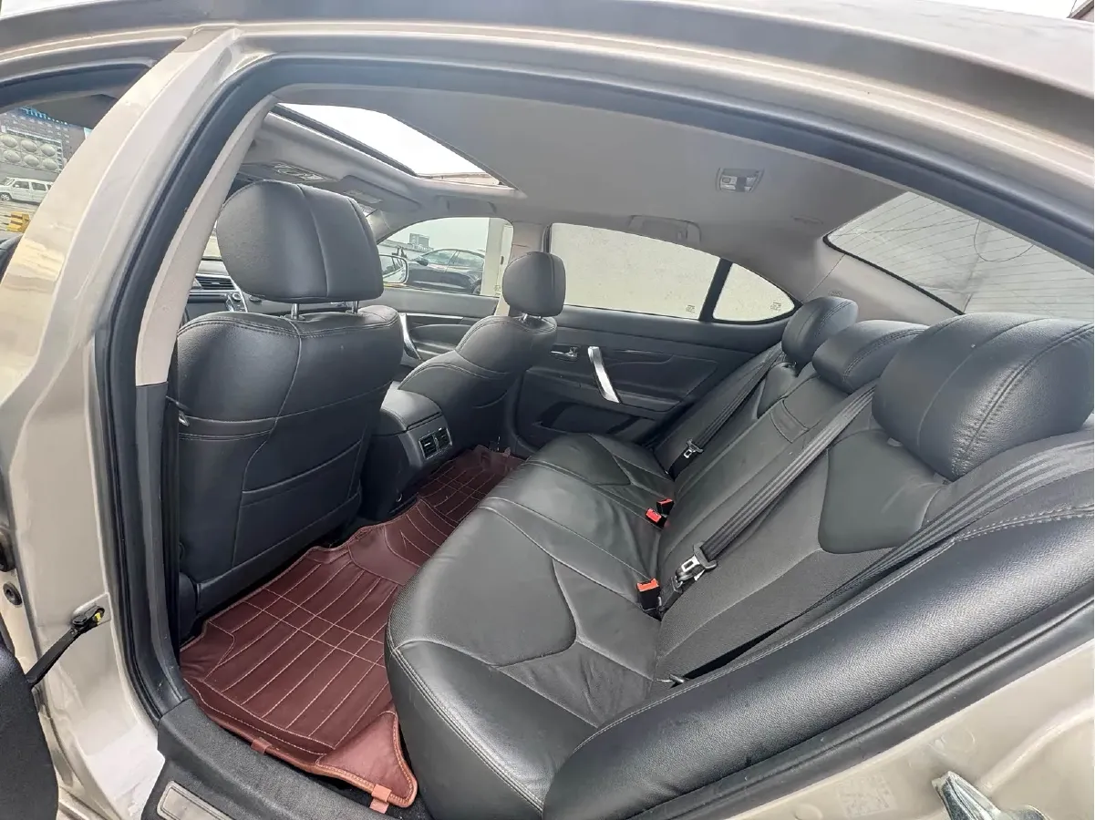 2013 ChangAn Raeton 1.8T 177HP L4 6AT,autocango,china used car exporter,china ev exporter,chinese used car exporter,chinese used ev exporter