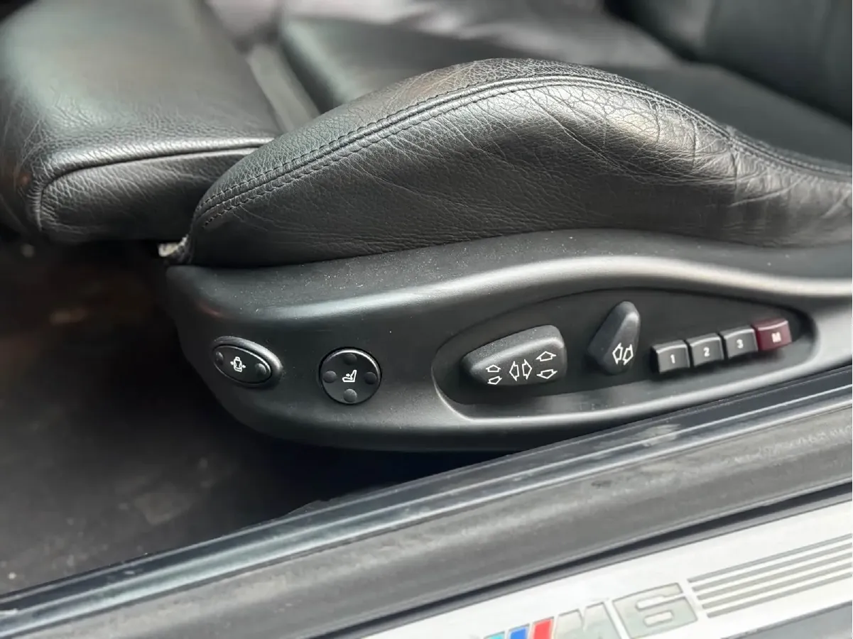 2006 BMW M6 5.0L 507HP V10 7AMT,autocango,china used car exporter,china ev exporter,chinese used car exporter,chinese used ev exporter