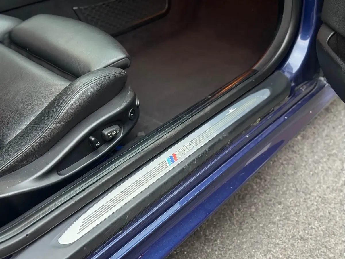 2006 BMW M6 5.0L 507HP V10 7AMT,autocango,china used car exporter,china ev exporter,chinese used car exporter,chinese used ev exporter