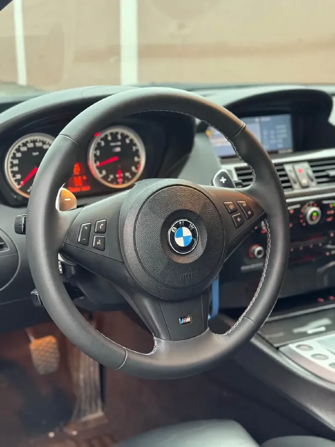 2006 BMW M6 5.0L 507HP V10 7AMT,autocango,china used car exporter,china ev exporter,chinese used car exporter,chinese used ev exporter