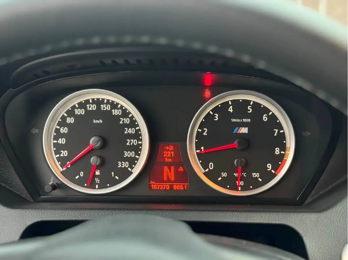 2006 BMW M6 5.0L 507HP V10 7AMT,autocango,china used car exporter,china ev exporter,chinese used car exporter,chinese used ev exporter