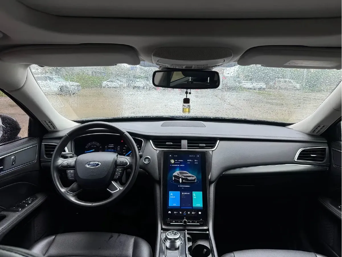 2019 Ford Taurus 2.0T 245HP L4 8AT,autocango,china used car exporter,china ev exporter,chinese used car exporter,chinese used ev exporter