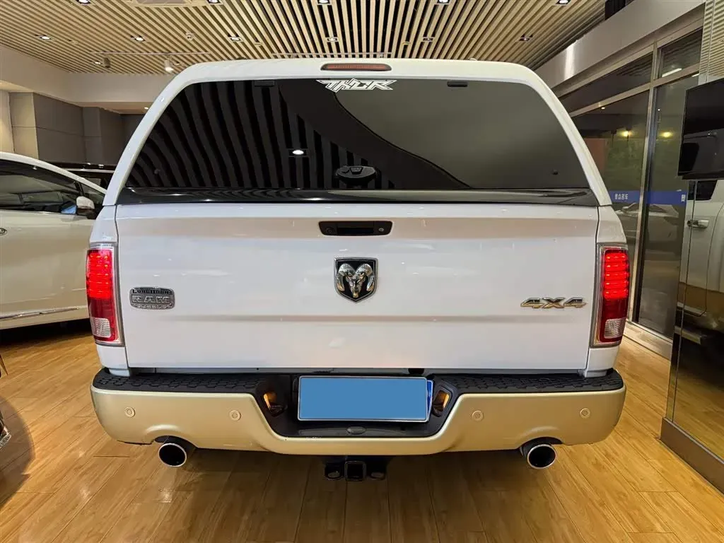 2014 Toyota Tundra 5.7L 386HP V8 6AT,autocango,china used car exporter,china ev exporter,chinese used car exporter,chinese used ev exporter