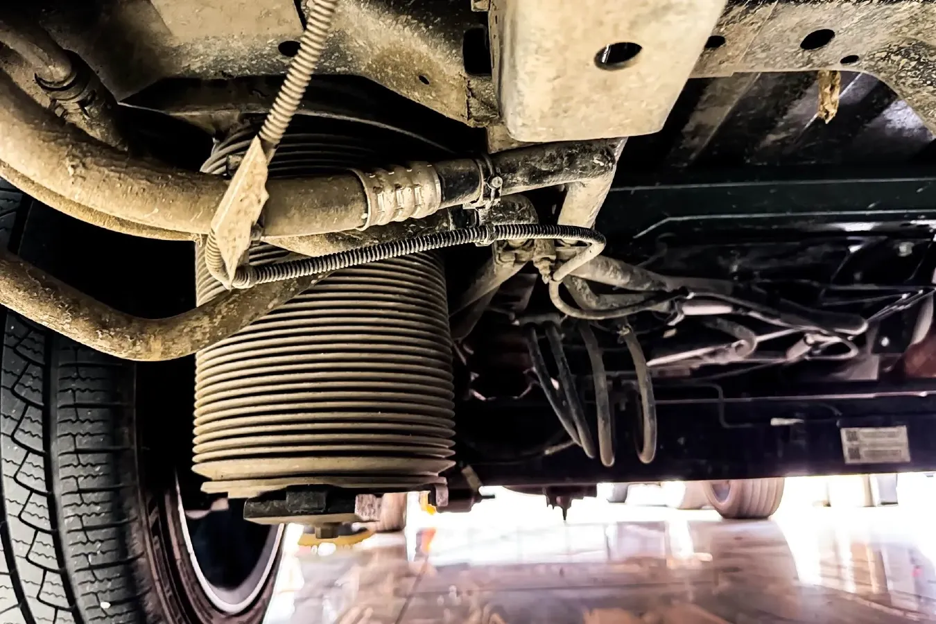 2024 Ford Tourneo 2.0T 220HP L4 9AT,autocango,china used car exporter,china ev exporter,chinese used car exporter,chinese used ev exporter