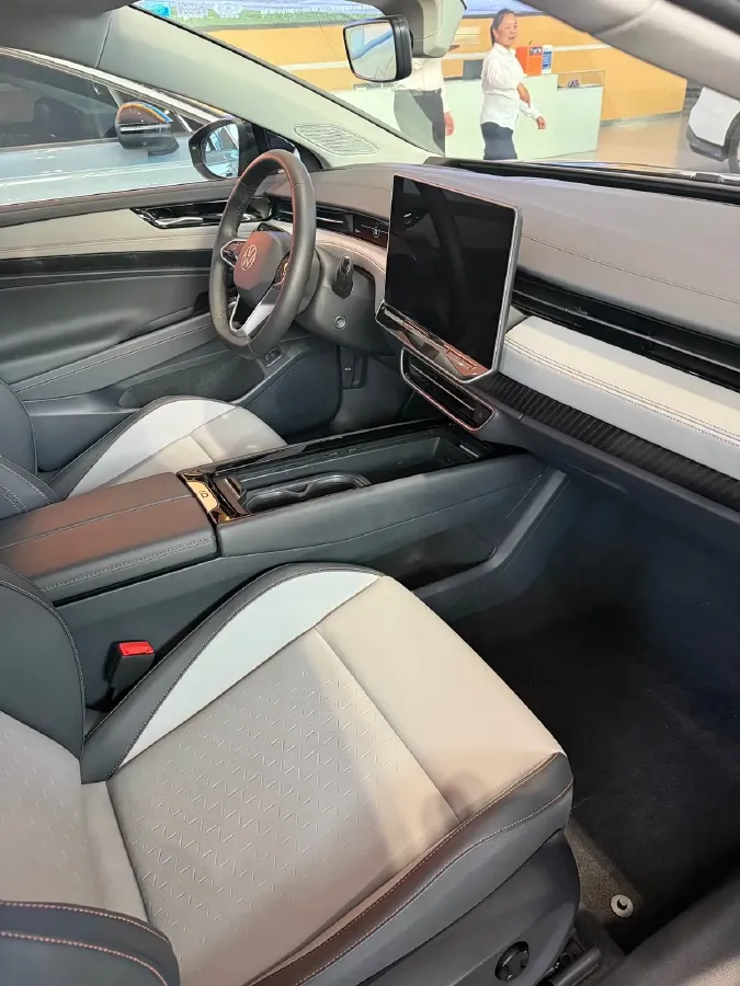 2024 Volkswagen ID.7 Vizzion BEV 84.8KWH,autocango,china used car exporter,china ev exporter,chinese used car exporter,chinese used ev exporter