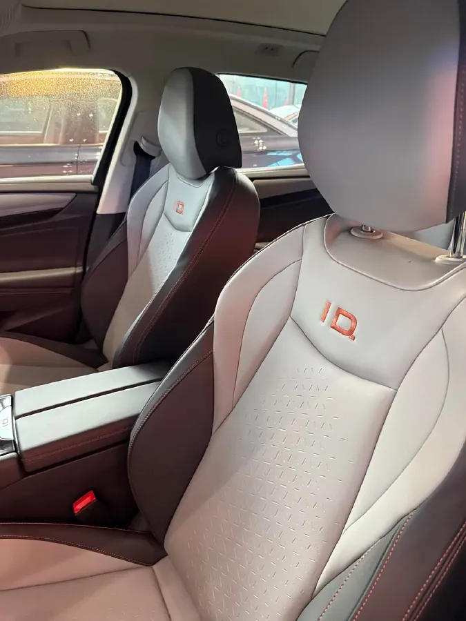 2024 Volkswagen ID.7 Vizzion BEV 84.8KWH,autocango,china used car exporter,china ev exporter,chinese used car exporter,chinese used ev exporter