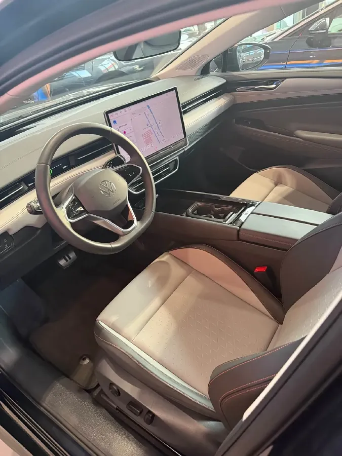 2024 Volkswagen ID.7 Vizzion BEV 84.8KWH,autocango,china used car exporter,china ev exporter,chinese used car exporter,chinese used ev exporter