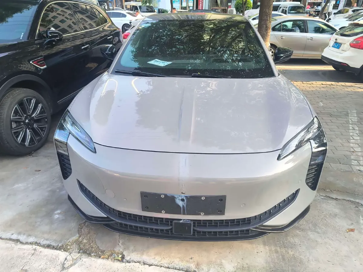 2024 HongQi EH7 BEV 111KWH,autocango,china used car exporter,china ev exporter,chinese used car exporter,chinese used ev exporter