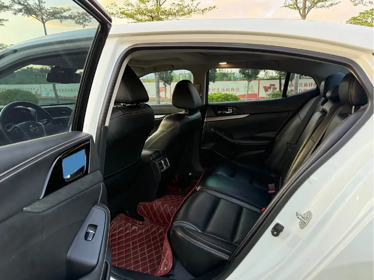 2016 Nissan Maxima 2.5L 186HP L4 CVT,autocango,china used car exporter,china ev exporter,chinese used car exporter,chinese used ev exporter