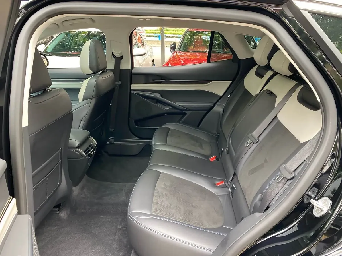 2022 Ford EVOS 2.0T 238HP L4 8AT,autocango,china used car exporter,china ev exporter,chinese used car exporter,chinese used ev exporter