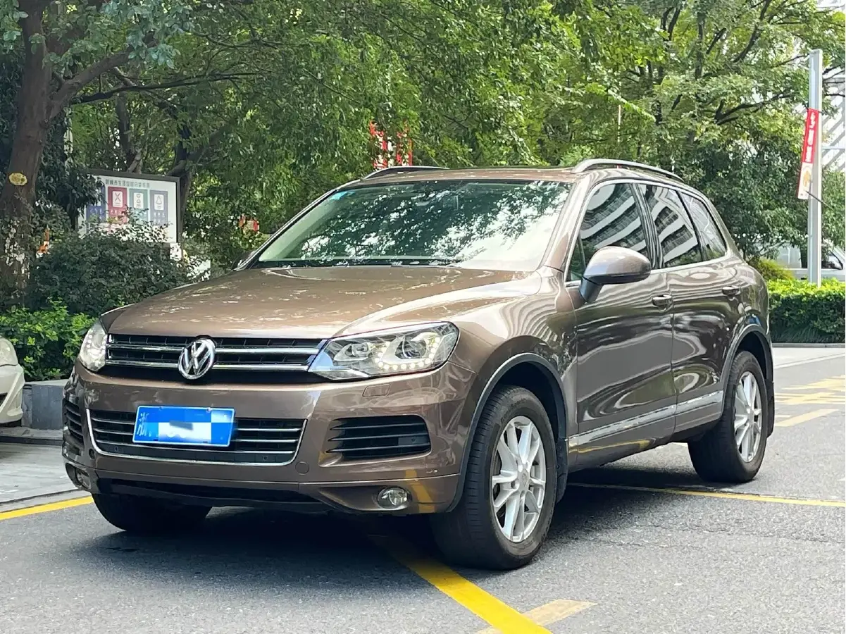 2011 Volkswagen Touareg 3.0T 290HP V6 8AT