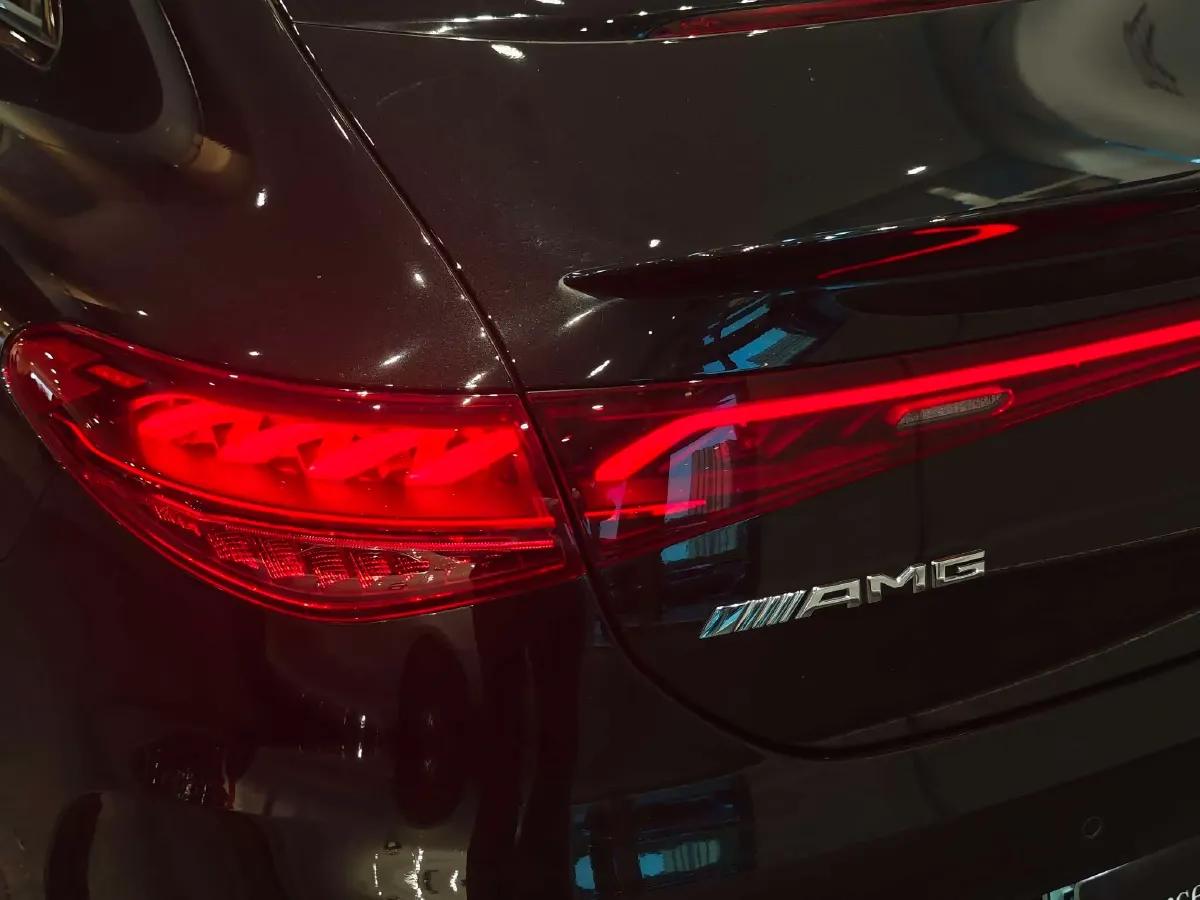 2023 Mercedes-Benz EQE AMG BEV 96.1KWH,autocango,china used car exporter,china ev exporter,chinese used car exporter,chinese used ev exporter