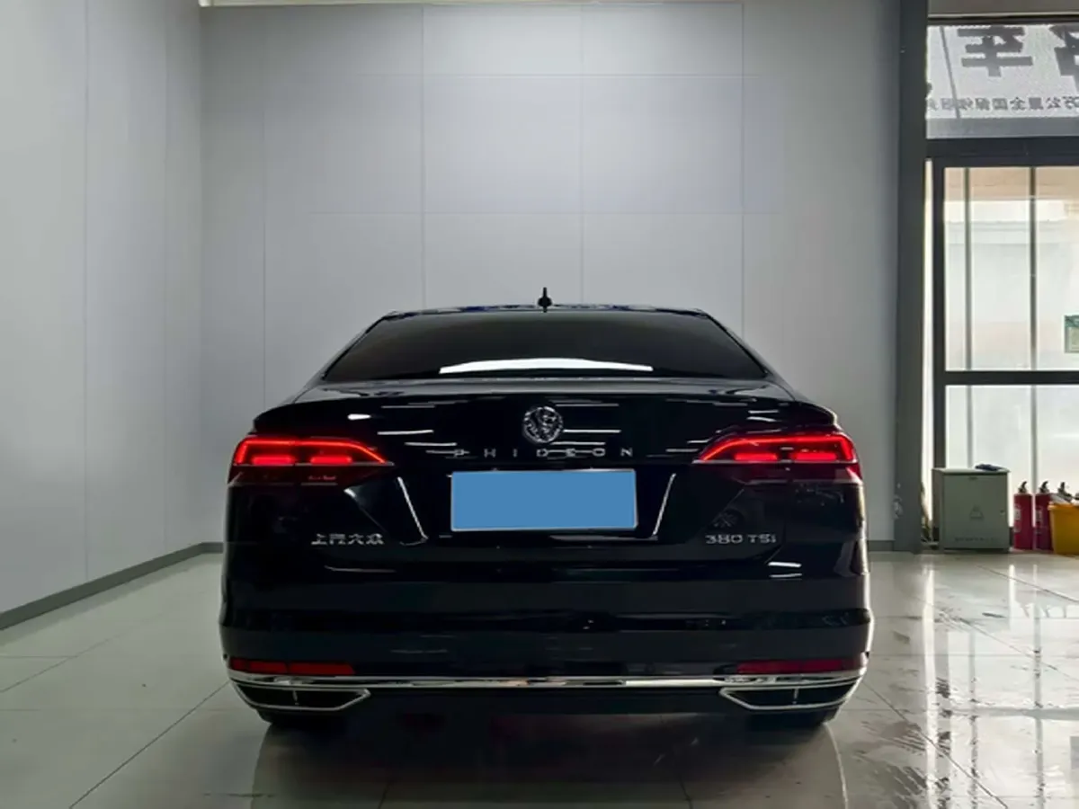 2018 Volkswagen Phideon 2.0T 224HP L4 7DCT,autocango,china used car exporter,china ev exporter,chinese used car exporter,chinese used ev exporter