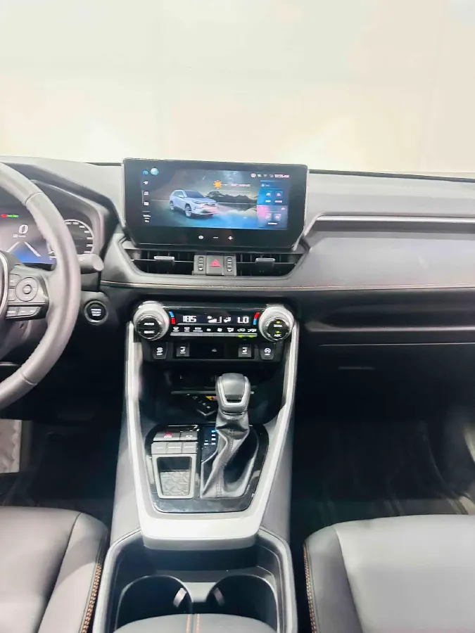 2024 Toyota RAV4 2.0L 171HP L4 CVT,autocango,china used car exporter,china ev exporter,chinese used car exporter,chinese used ev exporter