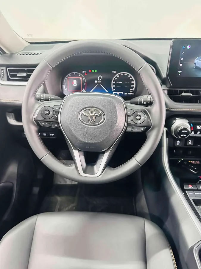 2024 Toyota RAV4 2.0L 171HP L4 CVT,autocango,china used car exporter,china ev exporter,chinese used car exporter,chinese used ev exporter