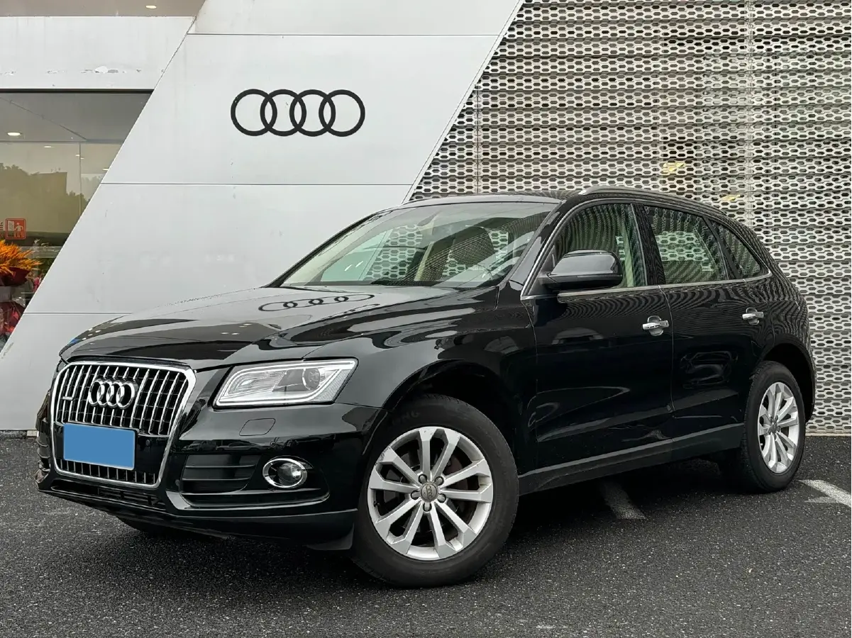 2013 Audi Q5 2.0T 211HP L4 8AT