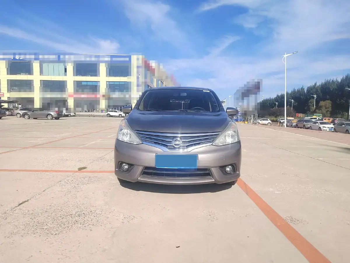 2013 Nissan Livina 1.6L 124HP L4 CVT