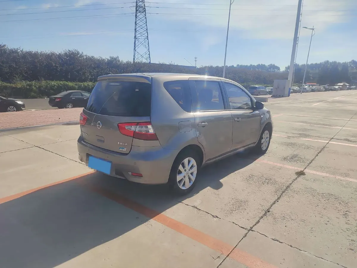 2013 Nissan Livina 1.6L 124HP L4 CVT,autocango,china used car exporter,china ev exporter,chinese used car exporter,chinese used ev exporter