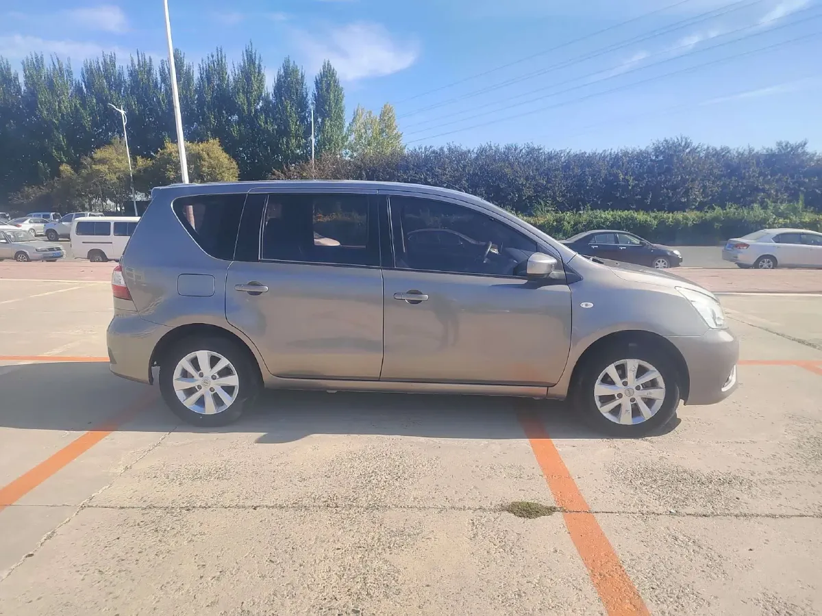 2013 Nissan Livina 1.6L 124HP L4 CVT,autocango,china used car exporter,china ev exporter,chinese used car exporter,chinese used ev exporter