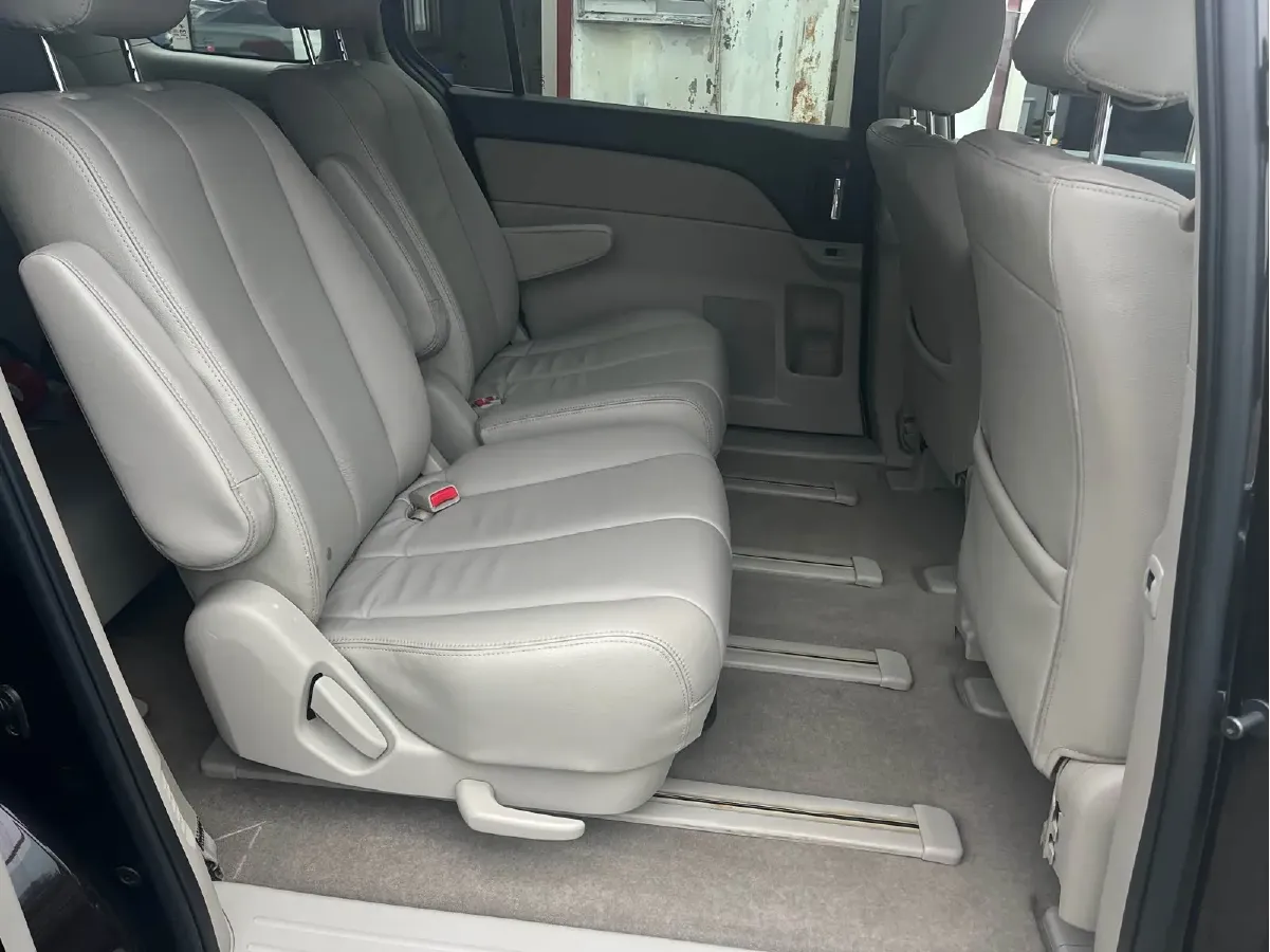 2013 Mazda 8 2.5L 163HP L4 5AT,autocango,china used car exporter,china ev exporter,chinese used car exporter,chinese used ev exporter