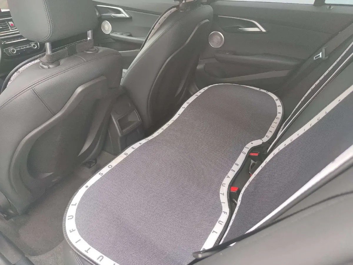 2021 BMW 1 Series 1.5T 140HP L3 7DCT,autocango,china used car exporter,china ev exporter,chinese used car exporter,chinese used ev exporter