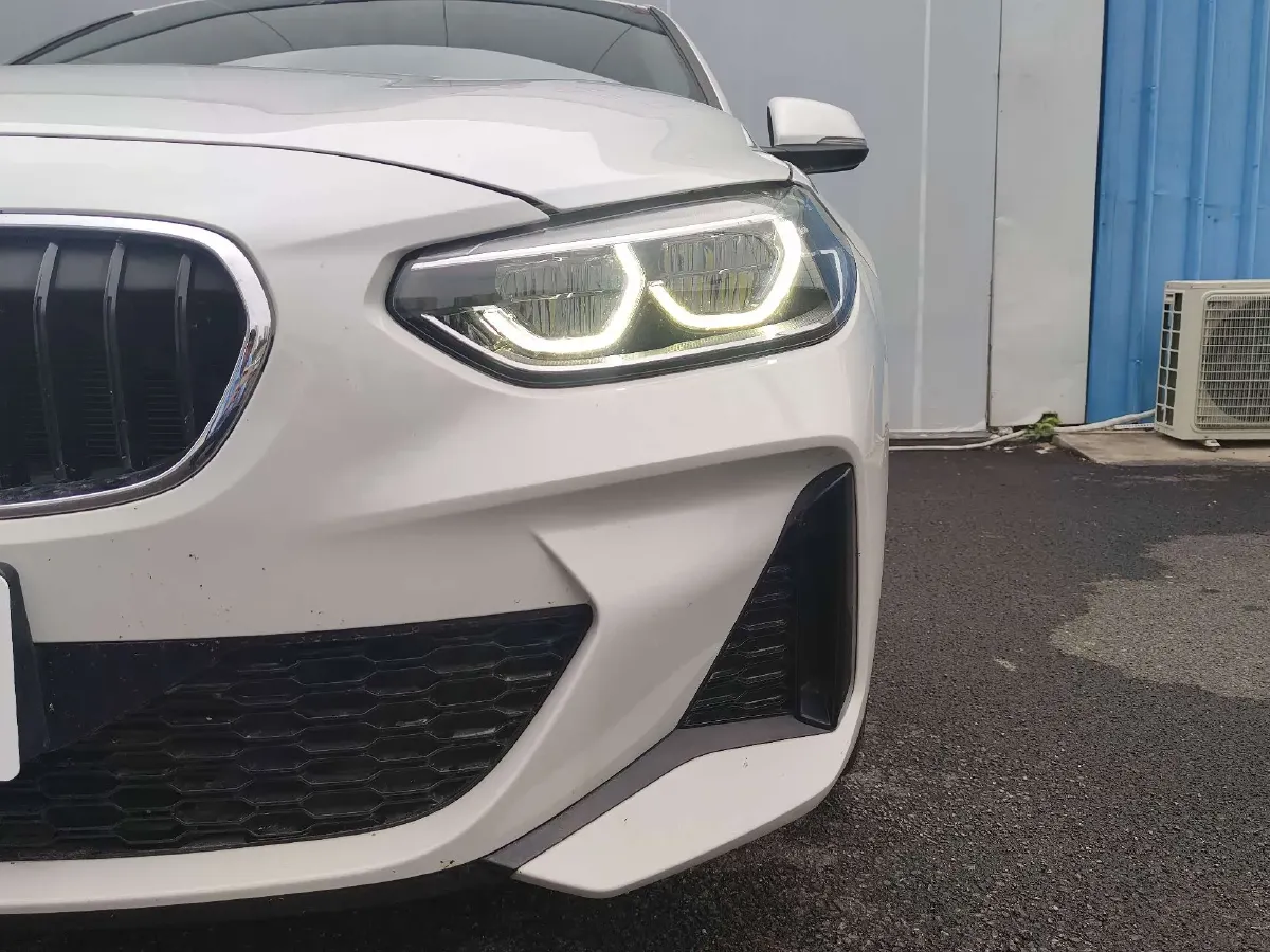2021 BMW 1 Series 1.5T 140HP L3 7DCT,autocango,china used car exporter,china ev exporter,chinese used car exporter,chinese used ev exporter