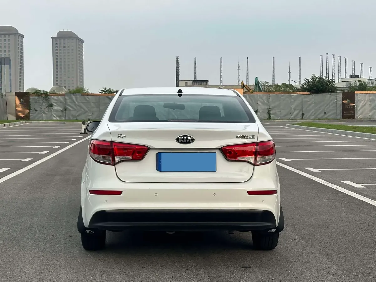 2015 Kia K2 1.4L 107HP L4 5MT,autocango,china used car exporter,china ev exporter,chinese used car exporter,chinese used ev exporter
