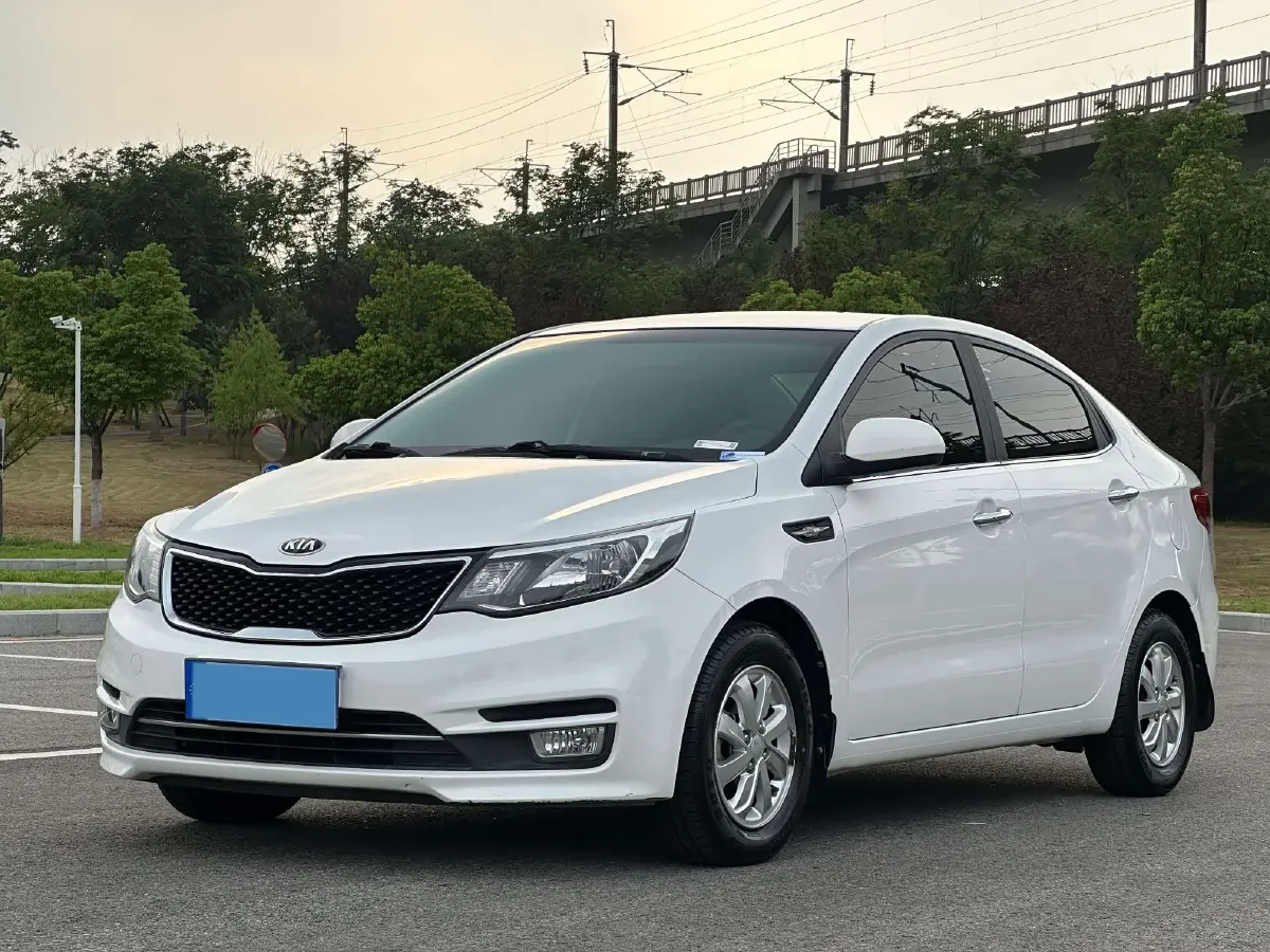 2015 Kia K2 1.4L 107HP L4 5MT,autocango,china used car exporter,china ev exporter,chinese used car exporter,chinese used ev exporter