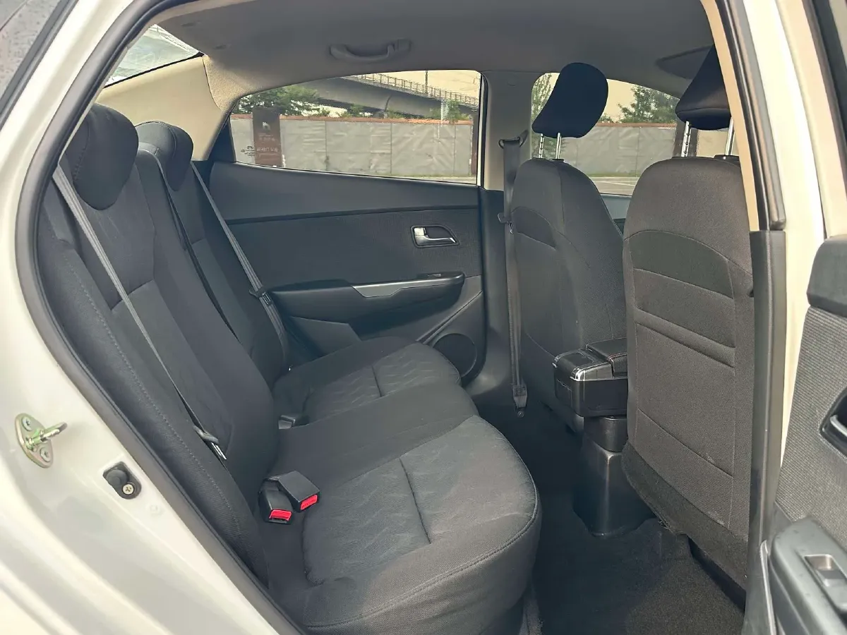 2015 Kia K2 1.4L 107HP L4 5MT,autocango,china used car exporter,china ev exporter,chinese used car exporter,chinese used ev exporter