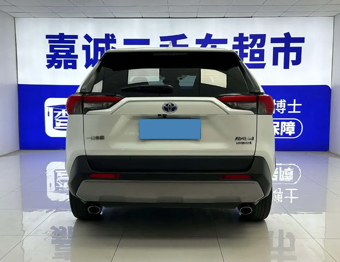 2022 Toyota RAV4 Hybird E+ 2.5L 180HP L4 E-CVT PHEV 15.984KWH,autocango,china used car exporter,china ev exporter,chinese used car exporter,chinese used ev exporter