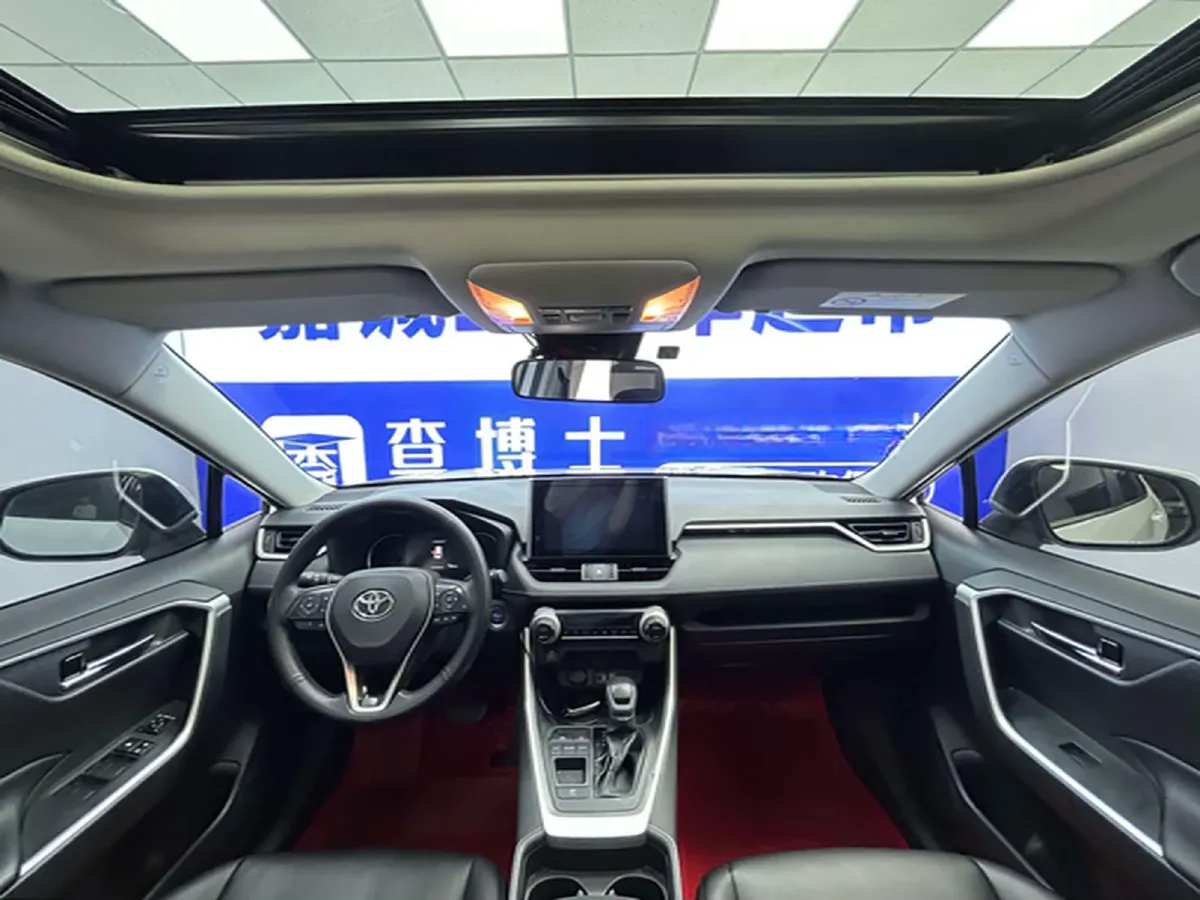 2022 Toyota RAV4 Hybird E+ 2.5L 180HP L4 E-CVT PHEV 15.984KWH,autocango,china used car exporter,china ev exporter,chinese used car exporter,chinese used ev exporter